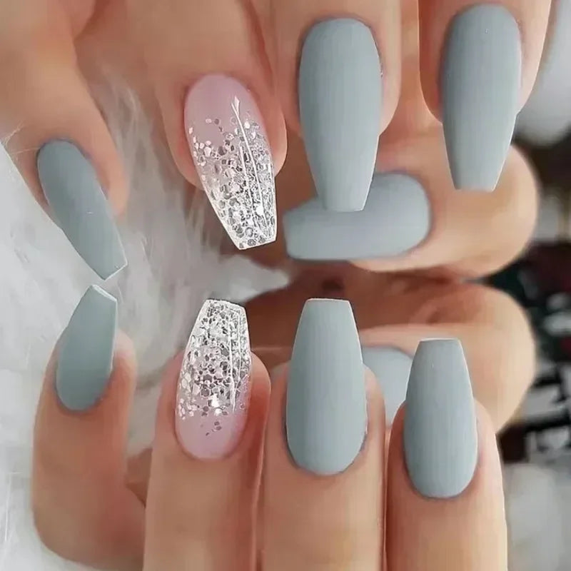 fake nails